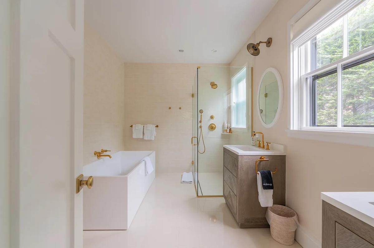 37 Vestal Street, Nantucket — photo 18