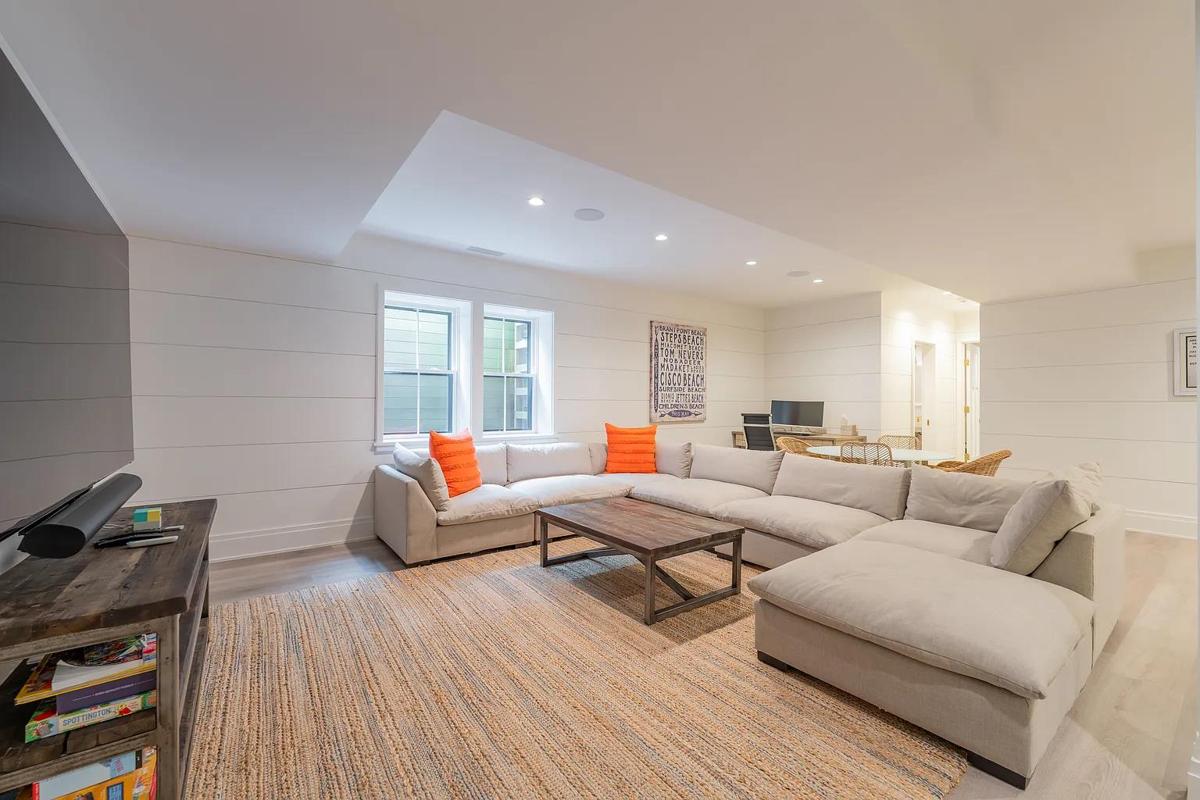 37 Vestal Street, Nantucket — photo 11