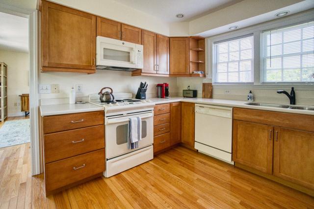 40 Sherburne Commons #23 photo