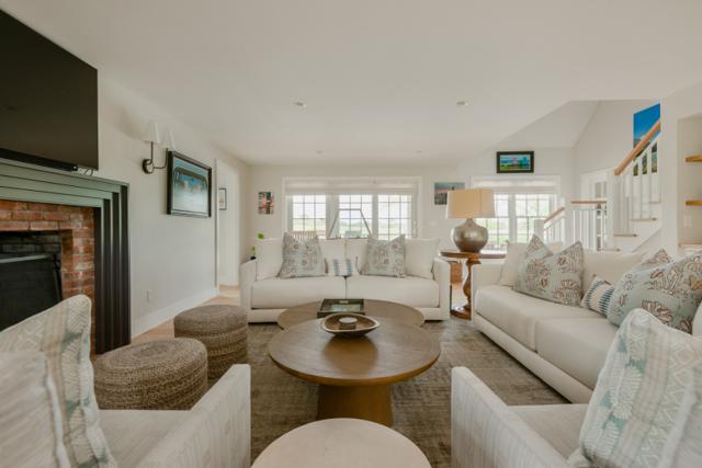 10 Sheep Commons Lane photo
