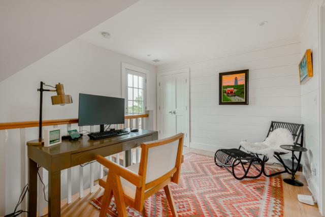 10 Sheep Commons Lane photo