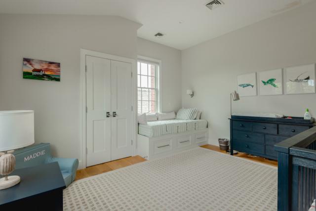 10 Sheep Commons Lane photo