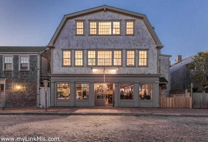 20 Straight Wharf #D, Nantucket — photo 24