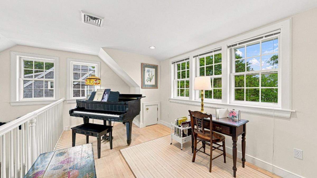 9 Autopscot Circle, Nantucket — photo 13