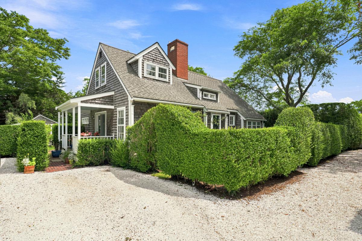9 Autopscot Circle, Nantucket
