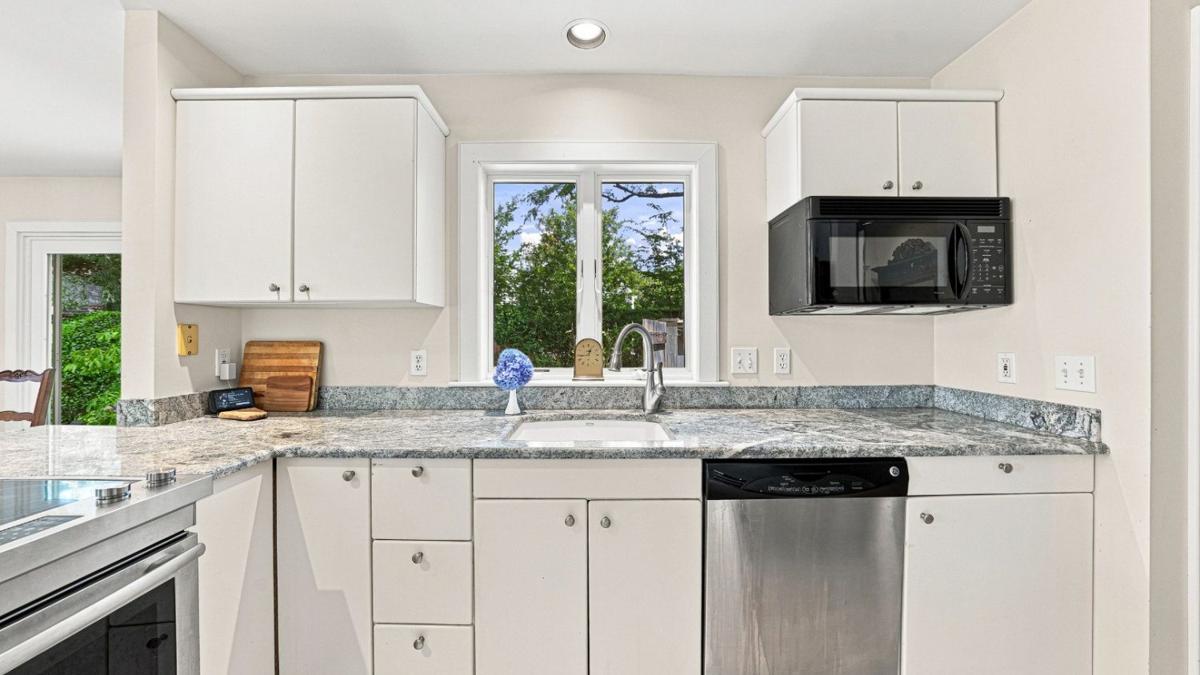 9 Autopscot Circle, Nantucket — photo 28
