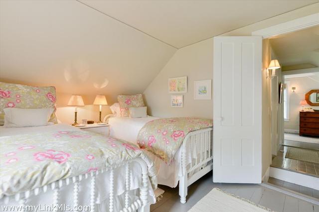 12 Cottage Avenue photo