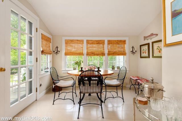 12 Cottage Avenue photo