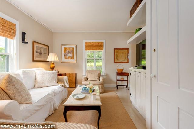 12 Cottage Avenue photo