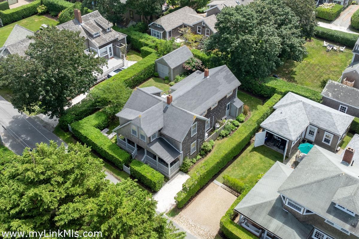 12 Cottage Avenue, Nantucket