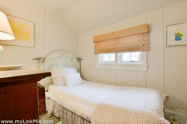 12 Cottage Avenue photo