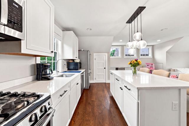 70 Hooper Farm Road photo