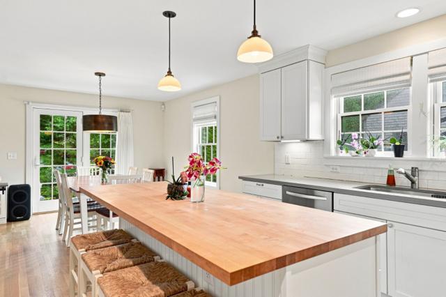 70 Hooper Farm Road photo
