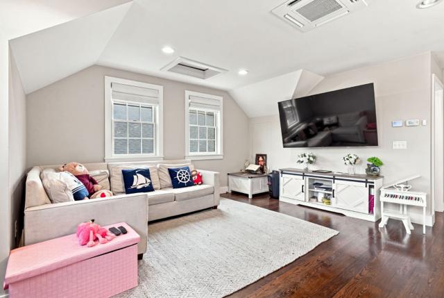 70 Hooper Farm Road photo