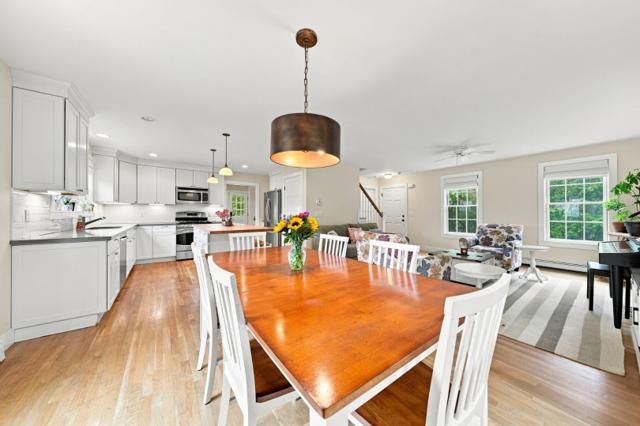 70 Hooper Farm Road photo