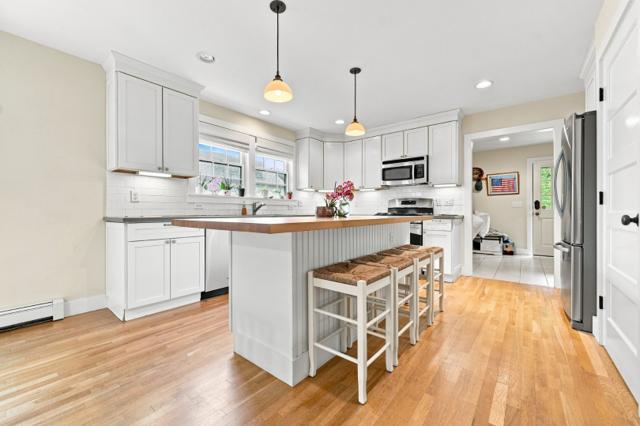 70 Hooper Farm Road photo