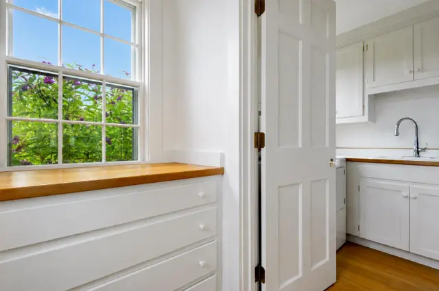 4 Black Walnut Lane photo