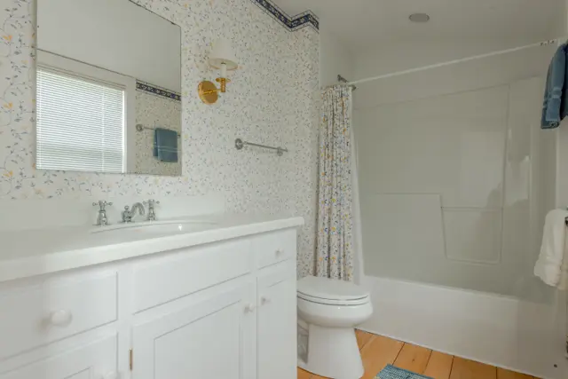 4 Black Walnut Lane photo