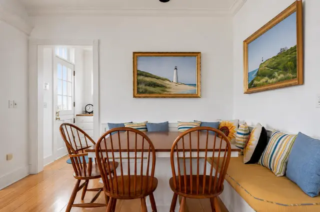 4 Black Walnut Lane photo