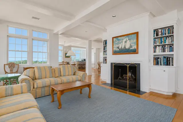 4 Black Walnut Lane photo