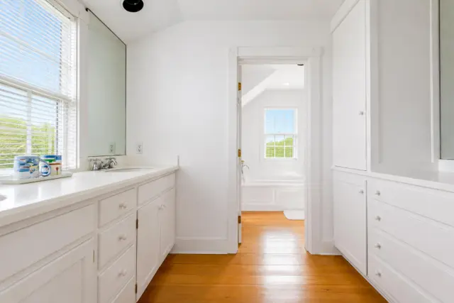 4 Black Walnut Lane photo