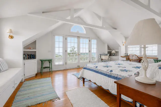 4 Black Walnut Lane photo