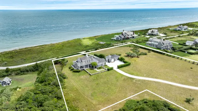4 Black Walnut Lane, Nantucket