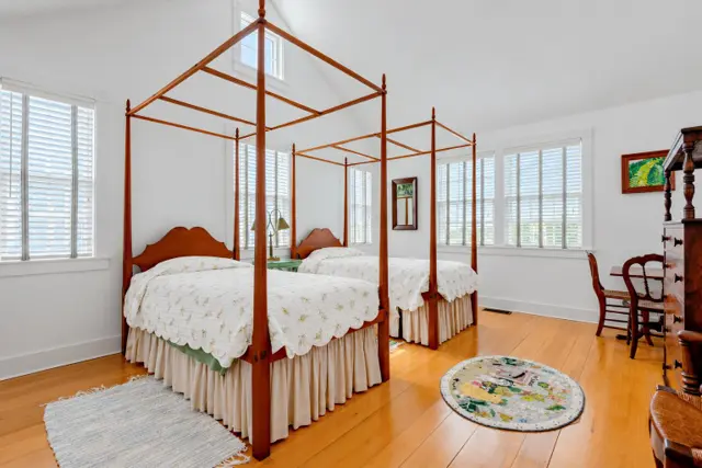 4 Black Walnut Lane photo