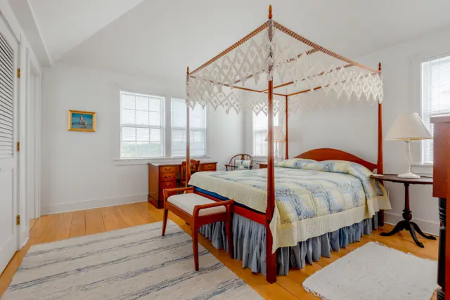 4 Black Walnut Lane photo
