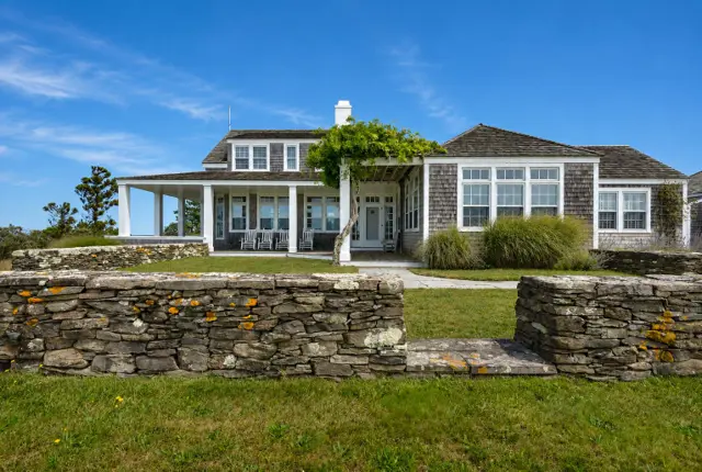 4 Black Walnut Lane photo