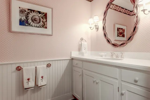 4 Black Walnut Lane photo