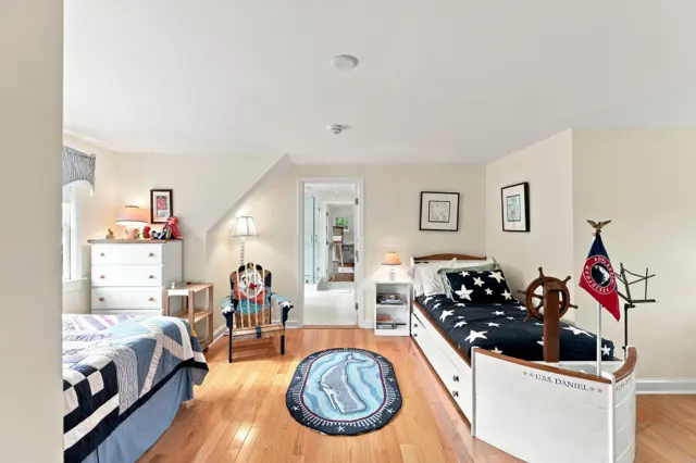 135 Surfside Road photo