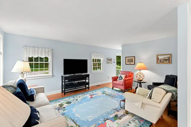 135 Surfside Road photo