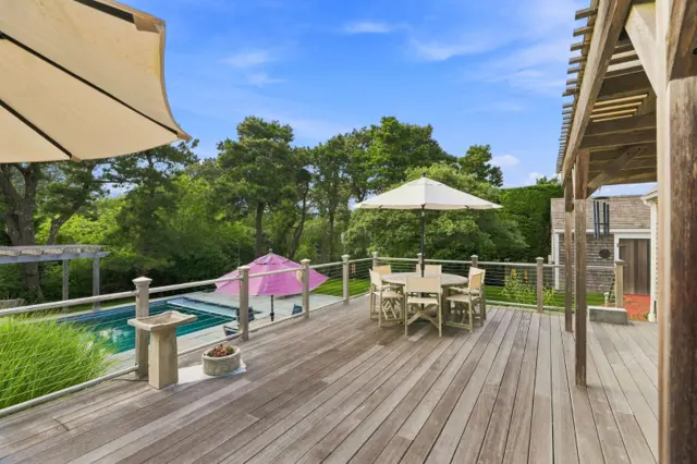 135 Surfside Road photo