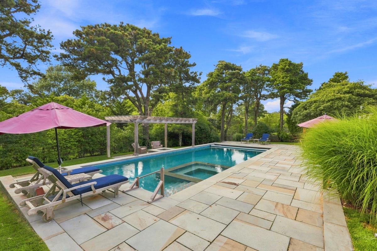 135 Surfside Road, Nantucket — photo 3
