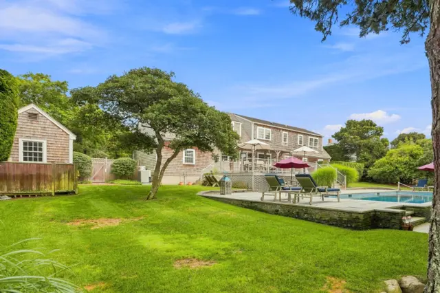 135 Surfside Road photo