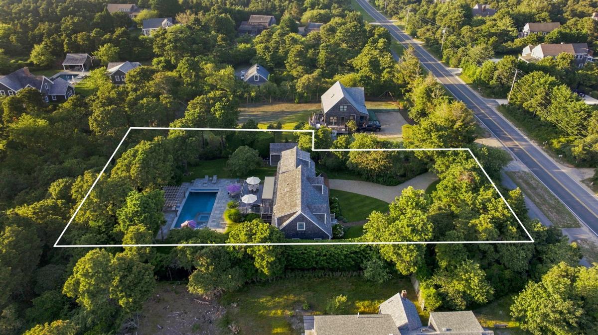 135 Surfside Road, Nantucket — photo 44