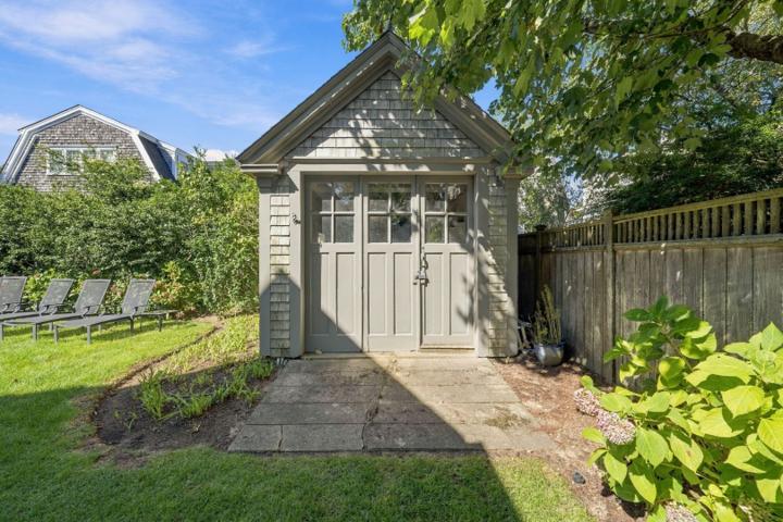 29 Milk Street, Nantucket — photo 44
