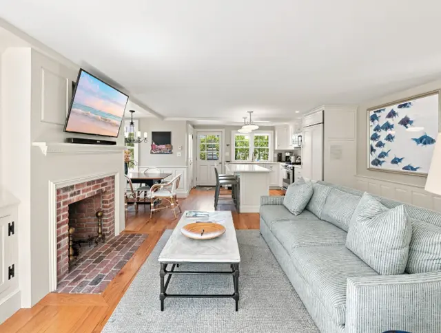 44 & 44B Pine Street photo
