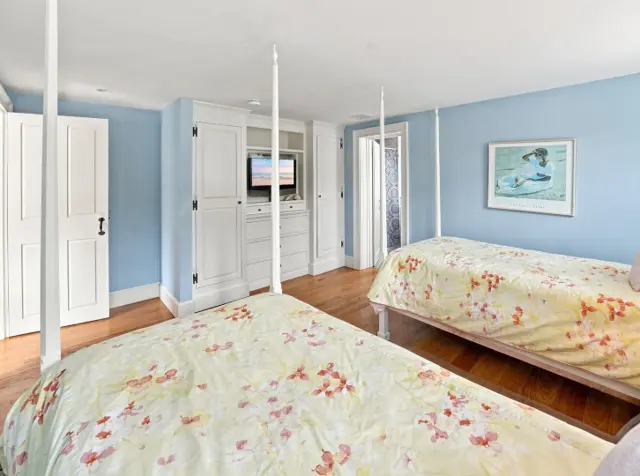 44 & 44B Pine Street photo