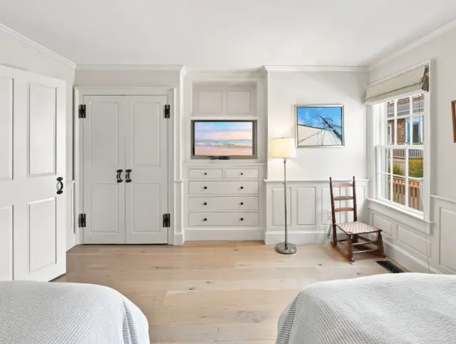 44 & 44B Pine Street photo