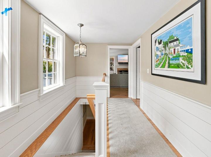 44 & 44B Pine Street, Nantucket — photo 49