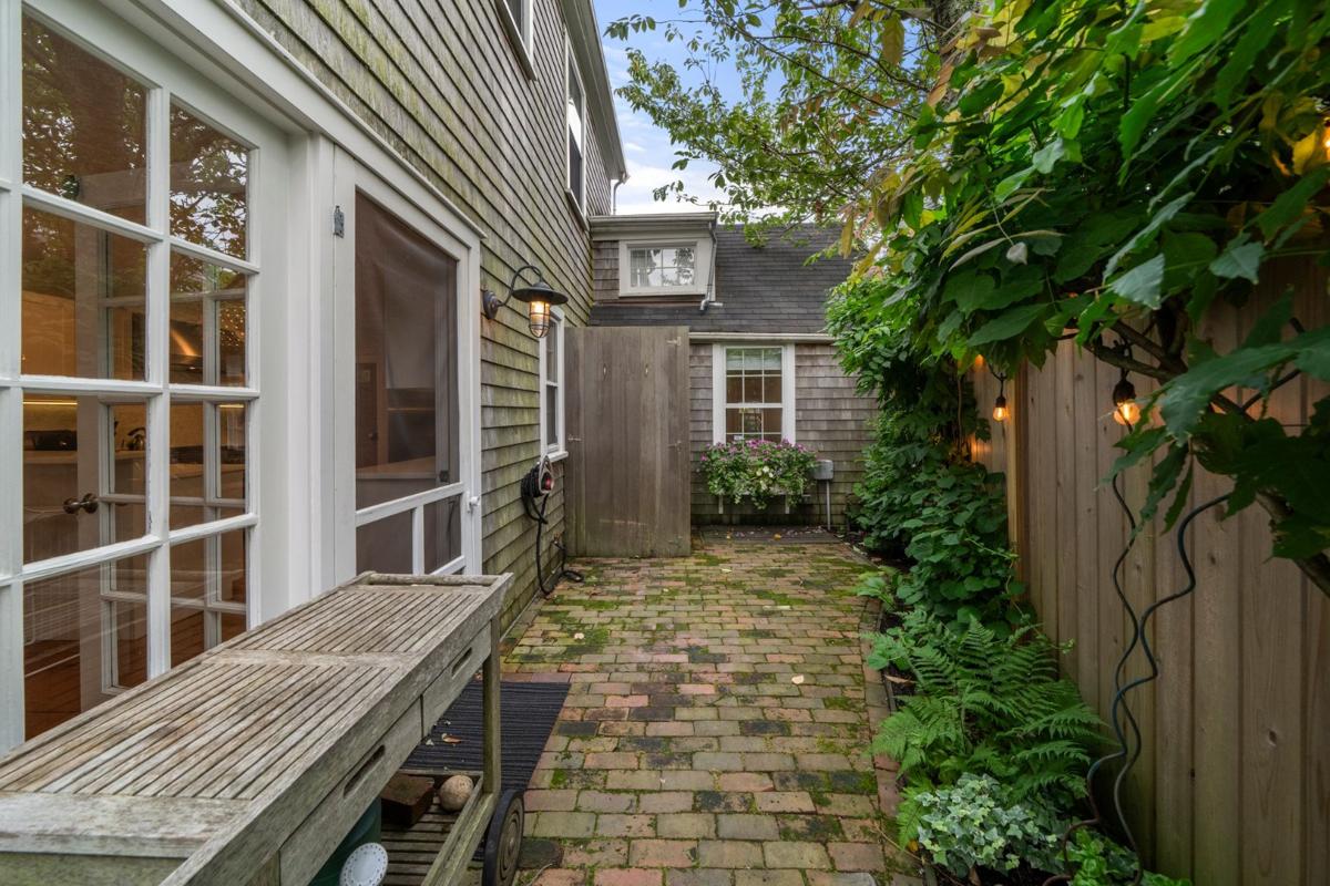 54 Fair Street, Nantucket — photo 8