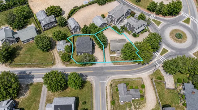 1 & 3 Hooper Farm Road, Nantucket