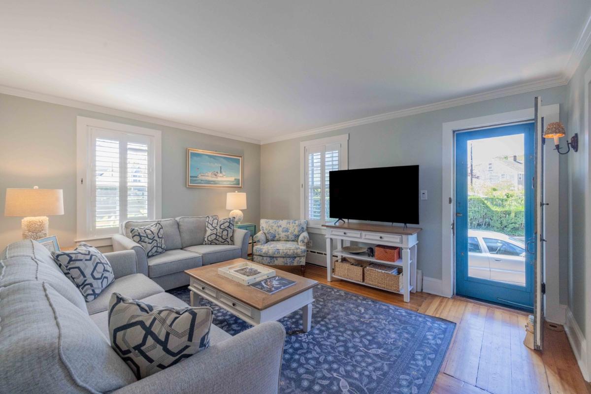 30 Pleasant Street, Nantucket — photo 2