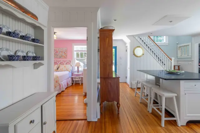 30 Pleasant Street photo