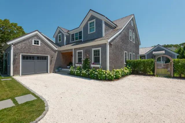 84 Cliff Road, Nantucket
