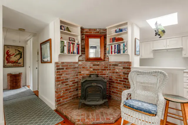 11 Stone Barn Way photo