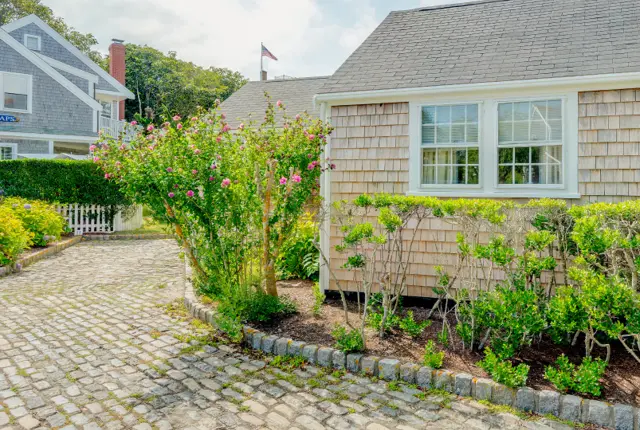 11 Stone Barn Way photo