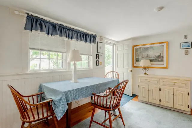 11 Stone Barn Way photo